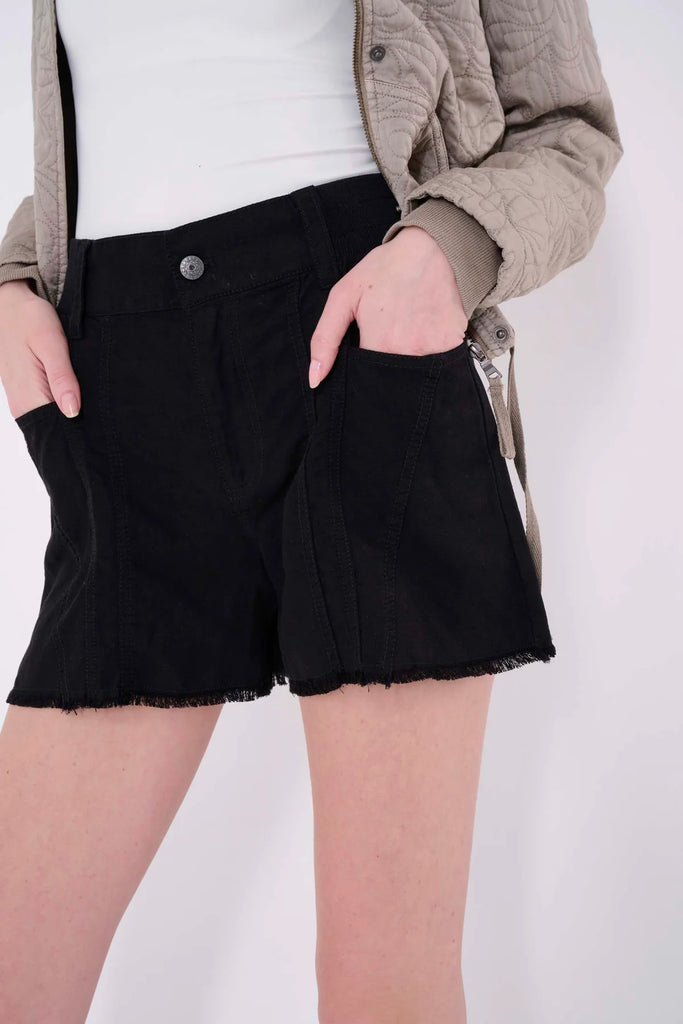 ARIZONA Linen Shorts in Black