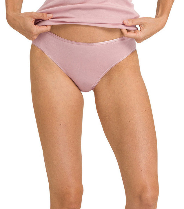 Seamless Cotton Hi-Cut Full Brief in Pale Pink – Christina's Luxuries