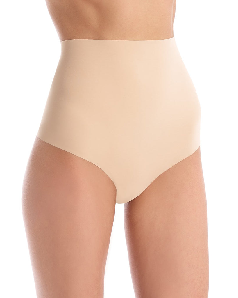 CLASSIC Control Thong in Beige