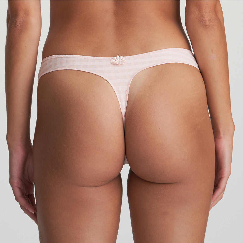 AVERO Thong in Pearly Pink